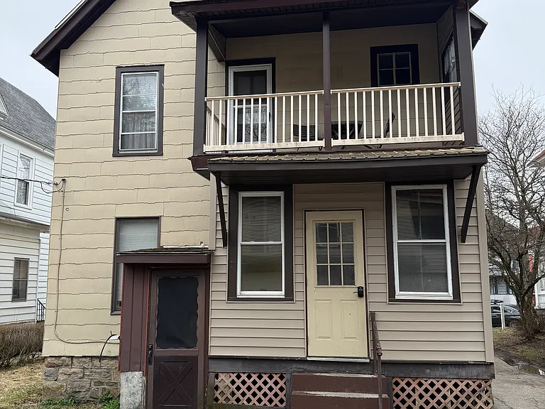 28 Petrie St #1 — Photo 10
