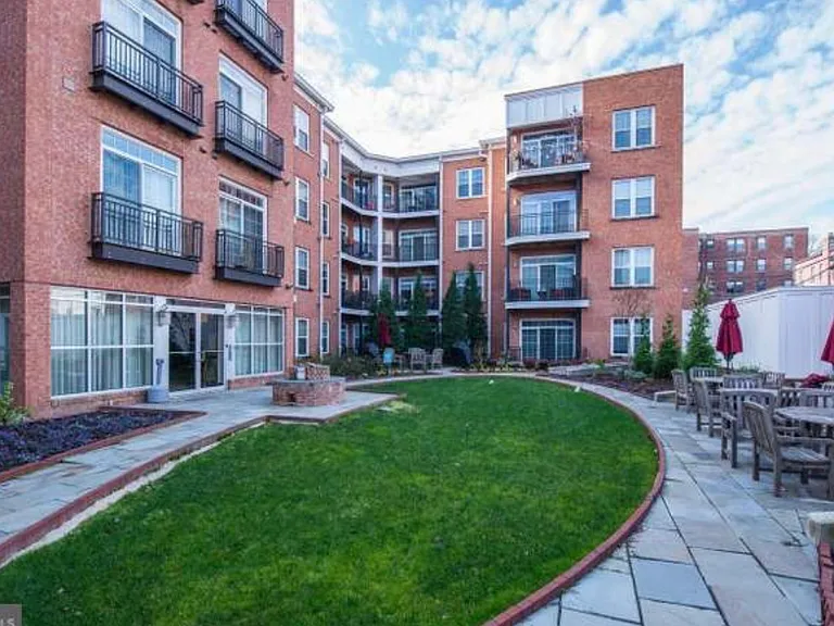 1451 Belmont St NW #320 — Photo 20