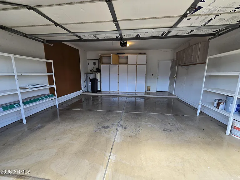 634 W Silver Creek Rd — Photo 24