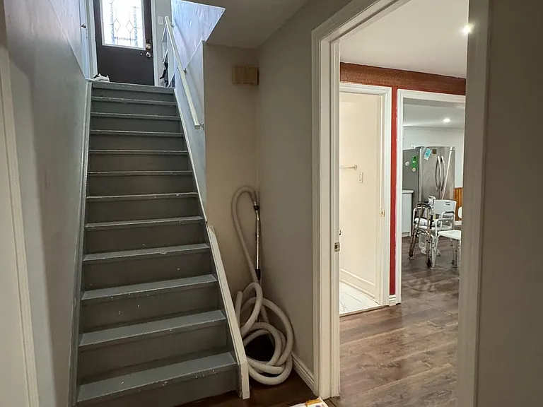 14 Romano Cres #LOWER — Photo 3