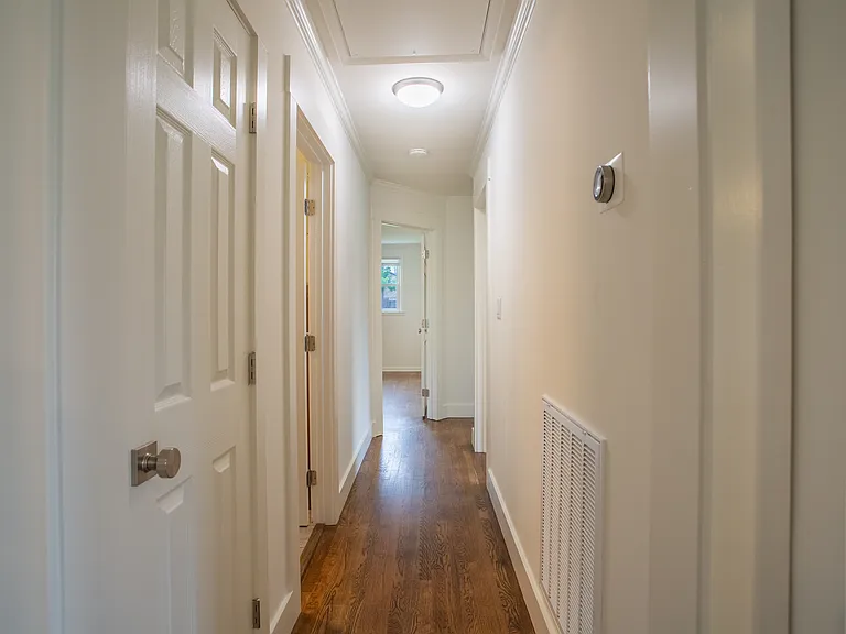 4714 Trousdale Dr — Photo 27