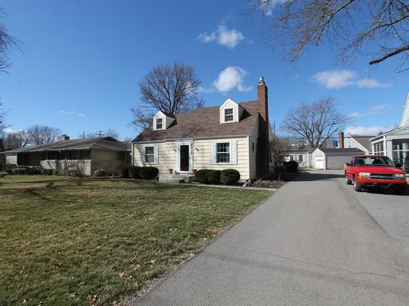 2012 W Petty Rd, Muncie, IN 47304