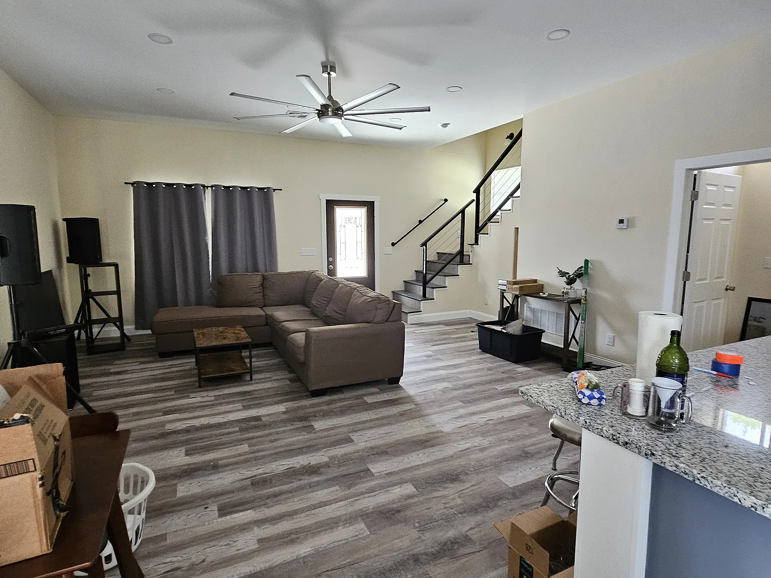 3 bed, 2.5 bath, 1528 sqft, $2,900 — Photo 3