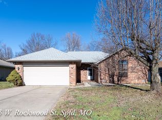 2225 W Rockwood Street, Springfield, MO 65807