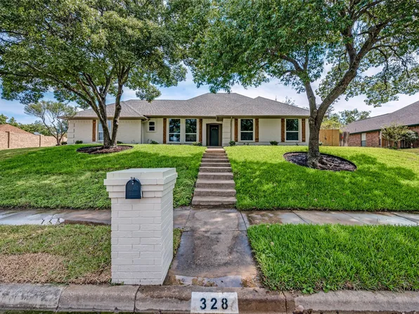 328 Sexton Ln, Benbrook, TX 76126