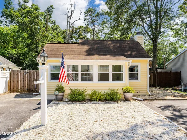 54 Buckingham Road, Brick, NJ 08723