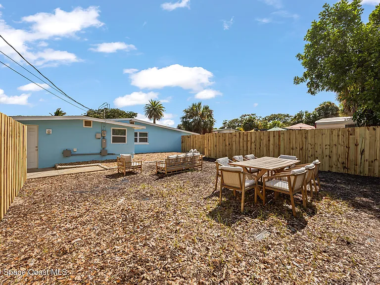 224 Grant Ave — Photo 25