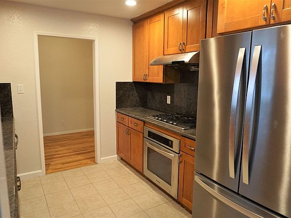 5th image of 11564 Southwood Dr