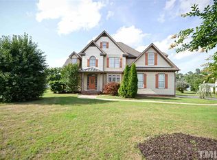 3908 Autumn Creek Dr, Fuquay Varina, NC 27526