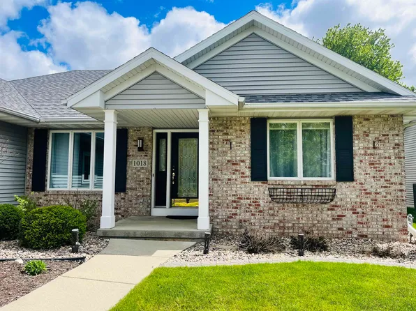 1018 Ganser Dr, Waunakee, WI 53597