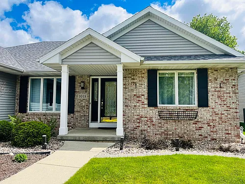 1018 Ganser Dr Photo 1
