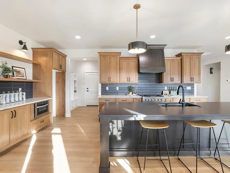 541 Canyon Falls Dr — Photo 18