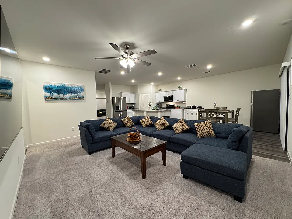 17 Cherryridge Dr