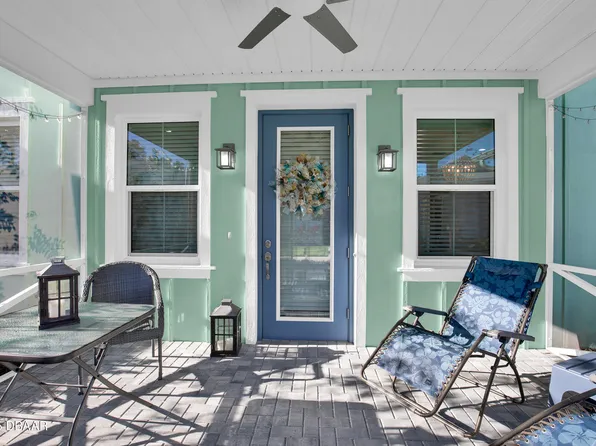 317 Pop Top Ln, Daytona Beach, FL 32124