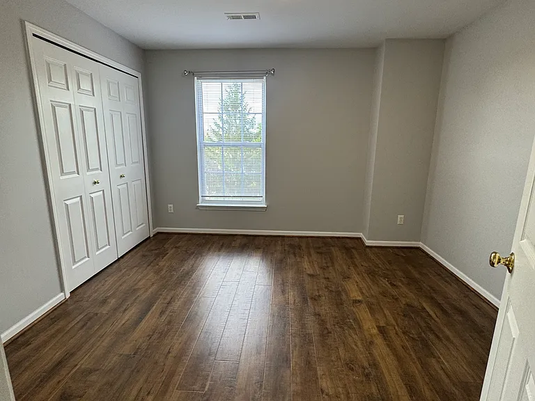 17200 Addington Dr — Photo 15