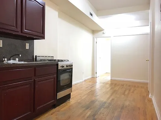 Rented by Simply Brooklyn Realty Inc | media 16