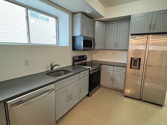 4th image of 53 Nelson Ave #1L