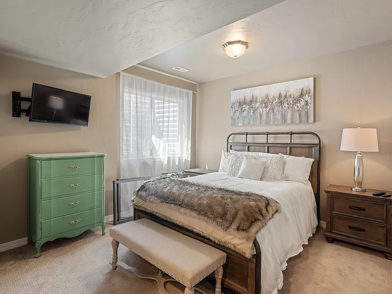 2156 Villa Creek Cir — Photo 24