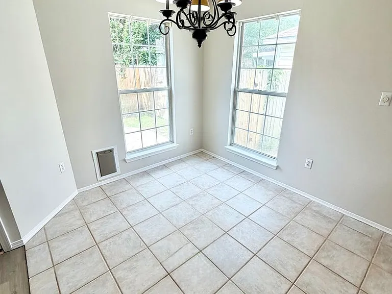 2390 Marina Dr — Photo 14