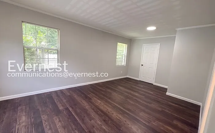 222 Rebecca Dr — Photo 8