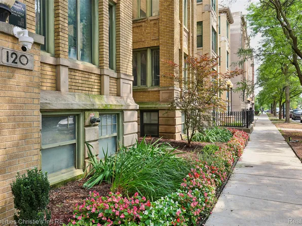 120 Seward St APT 111, Detroit, MI 48202