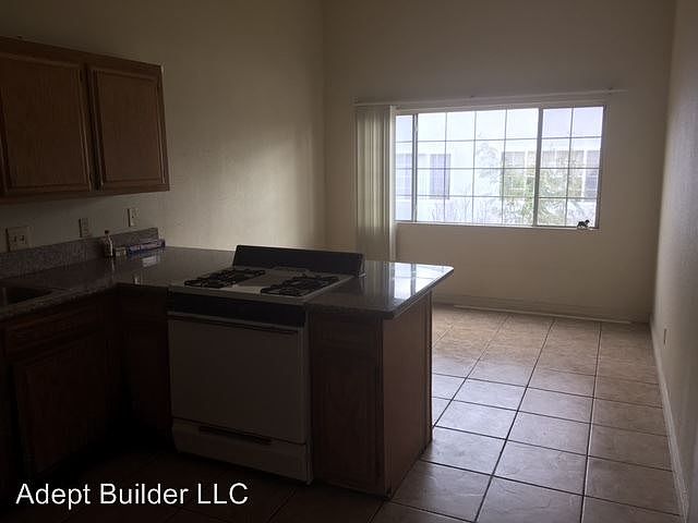 1st image of 1354 Virginia Ave APT C
