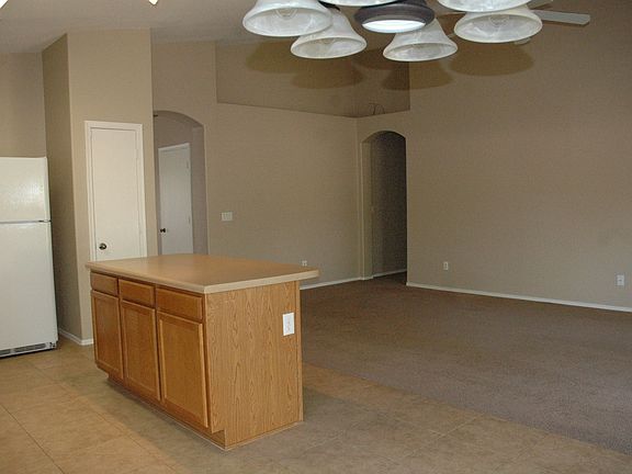 Kitchen Island/Family Room