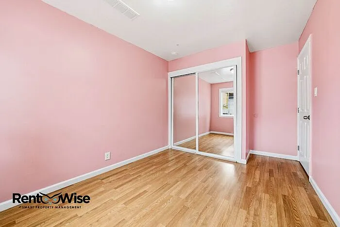 657 Hurlingame Ave — Photo 18