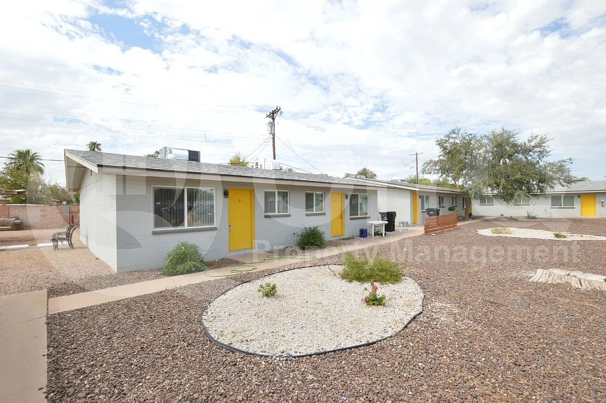 Building Photo - 6040 N 21st Ave #5