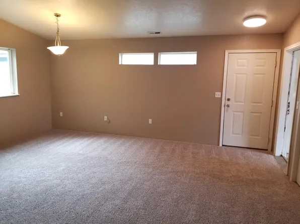304 S David St, Spokane Valley, WA 99212