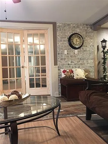 1 bed, 1.0 bath, 1000 sqft, $2,200 — Photo 2