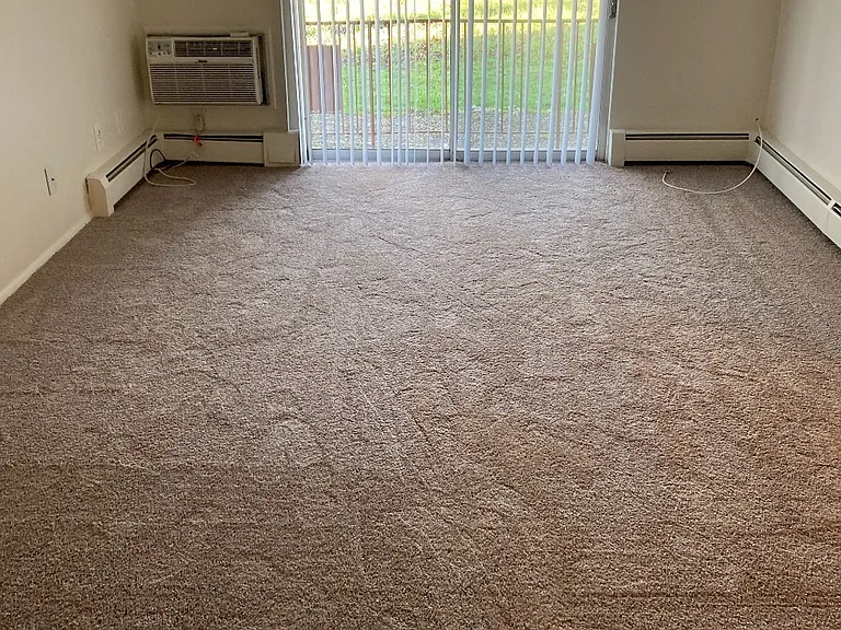 Kingston Place Apartments — Photo 39