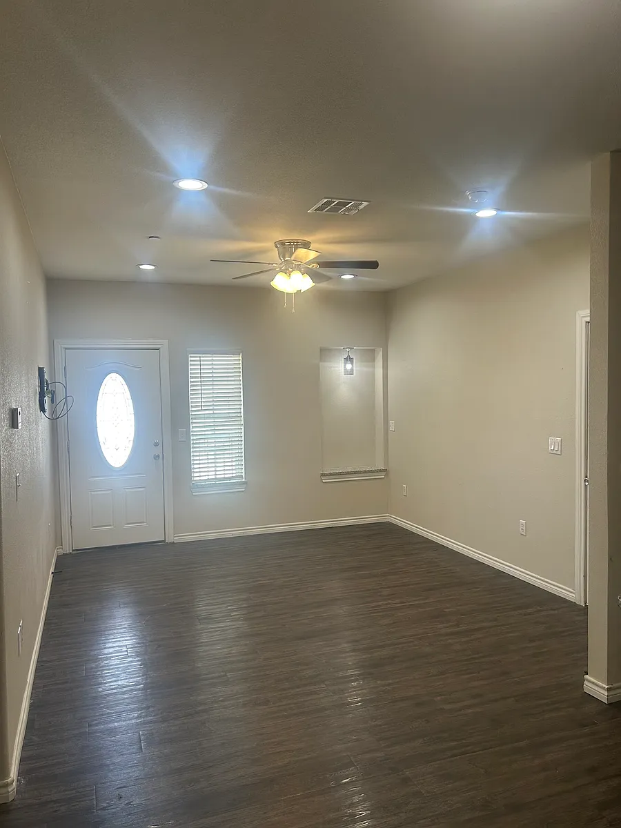 Building Photo - Mockingbird Villas