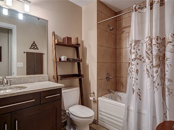 5th image of 211 W Jefferson St #R-302