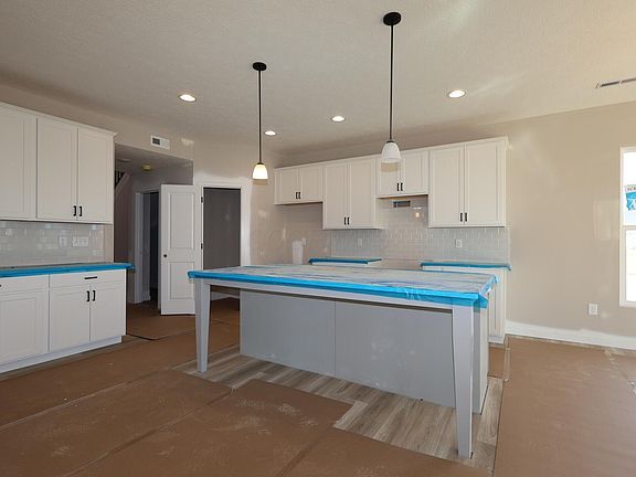 3rd image of 5623 Valleydale Rd