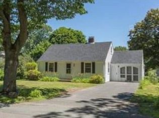 4 Fletcher St, Plainville, MA 02762