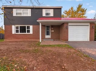 82 Point Park Dr, Riverview, NB E1B 1C5