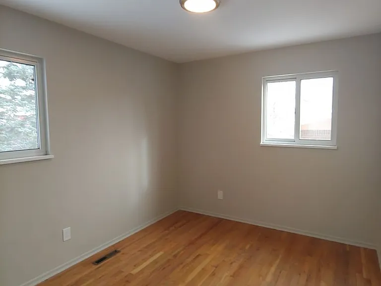3295 Emerson Ave — Photo 15