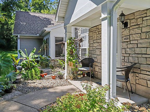 3rd image of 468 Ashton Lake Dr