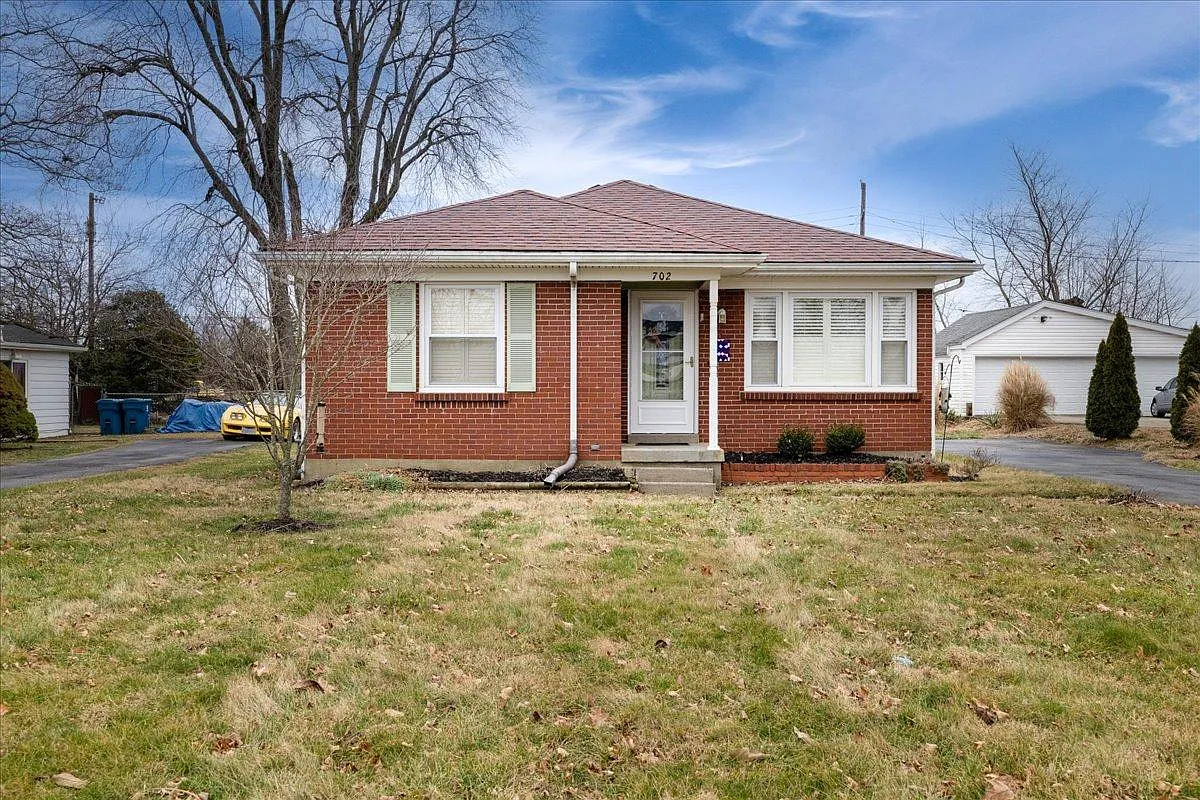 2 bed, 1395 sqft, $1,875 — Photo 1