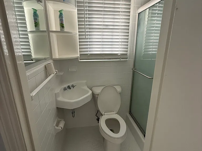 8 Skyline Dr — Photo 6