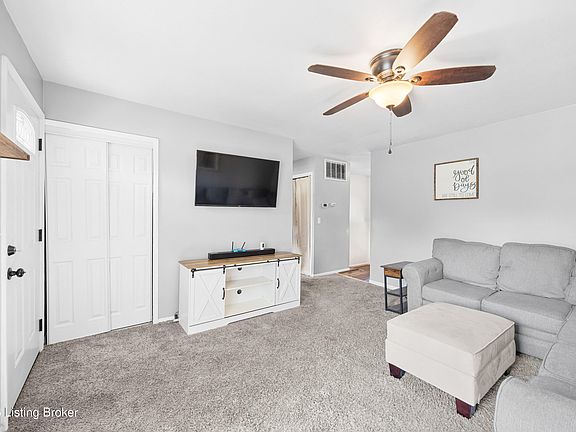 4th image of 6612 Stana Dr