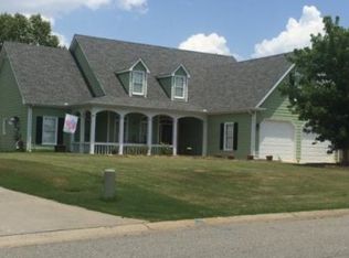 14 Red Apple Trl, Taylorsville, GA