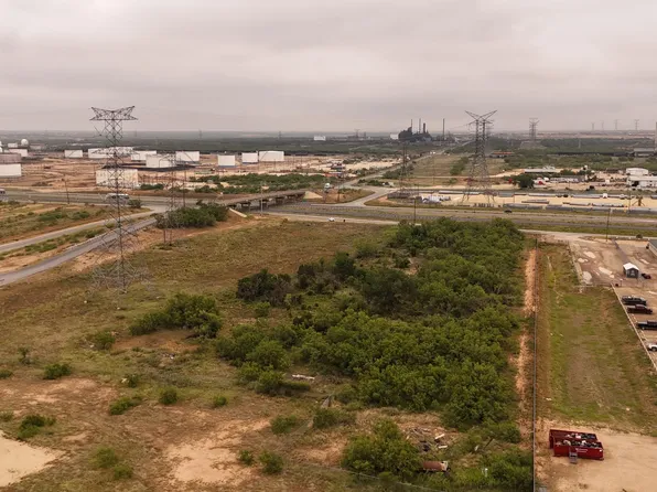 I S Interstate Highway 20 Service Rd, Big Spring, TX 79720