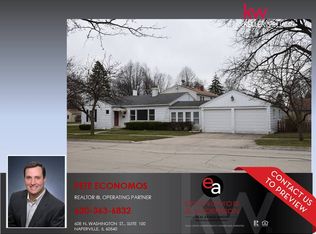 1502 W Liberty Dr, Wheaton, IL