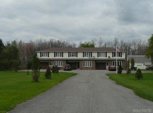 2254 Lakeview Rd, Lake View, NY 14085