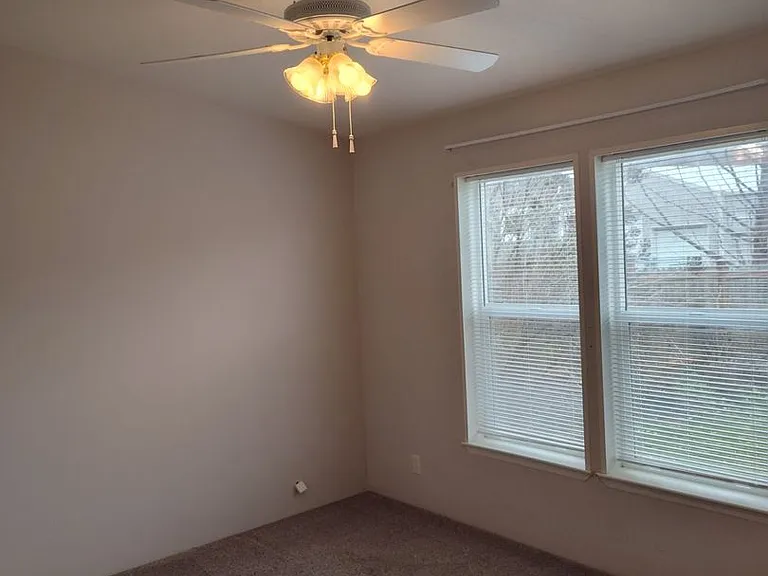 20296 Clearwater Dr — Photo 23