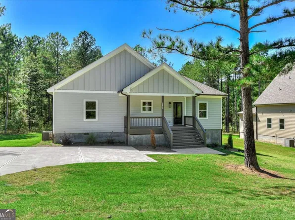1198 Sunset Cv, Tignall, GA 30668