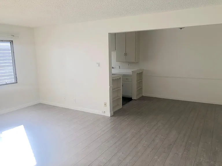 3361 Bagley Ave #16 — Photo 8