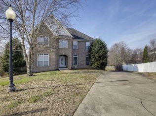 5007 Caira Ct, Pleasant View, TN 37146